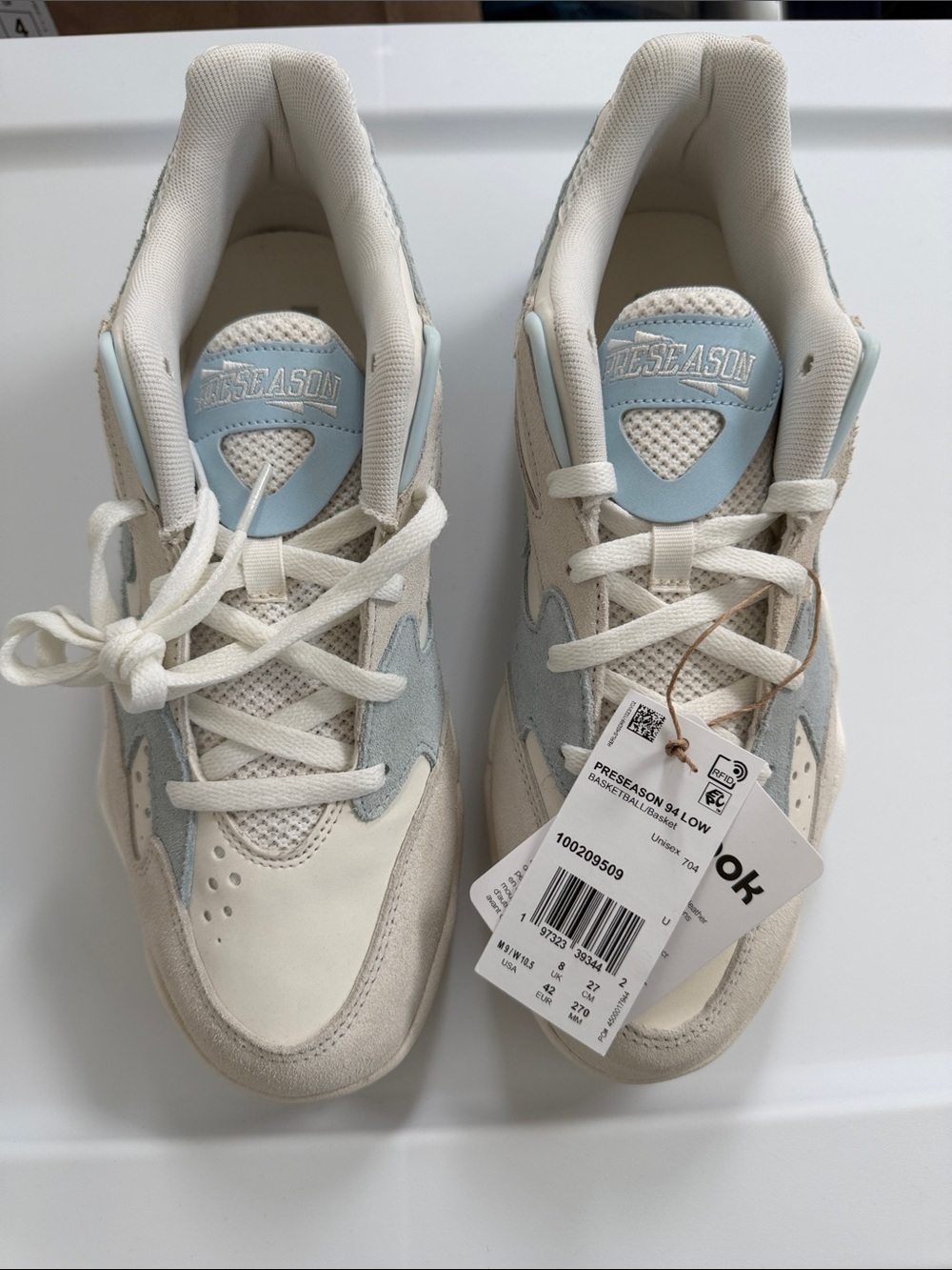 Reebok Preseason Low Sneakers in White and Light Blue